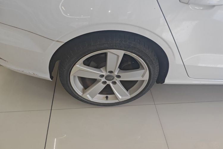Audi A3 2017 car image #10