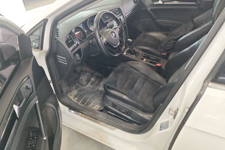 Volkswagen Golf 2016 imagen de coche #16