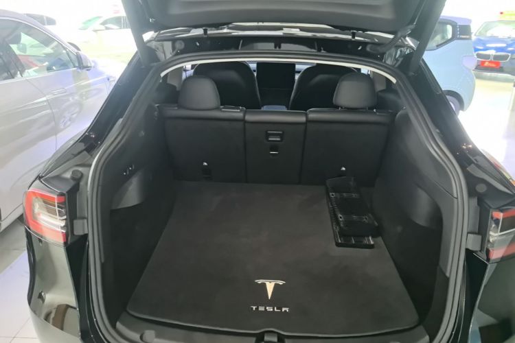 Tesla Model Y 2022 #19 Tesla Model Y 2022 immagine di auto #19