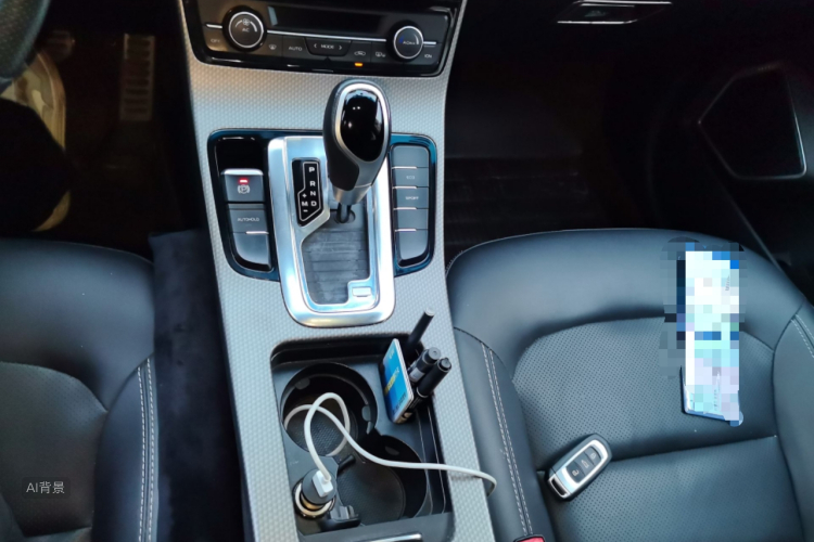GEELY Emgrand GS 2017 car image #16