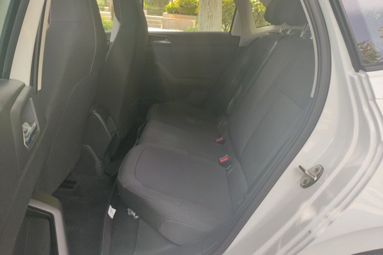 Volkswagen Polo 2023 immagine di auto #17