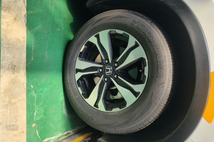 Honda CR-V 2020 car image #9