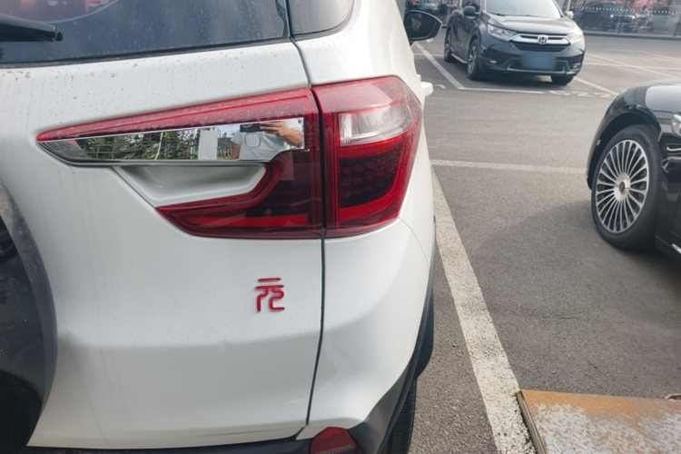 BYD Yuan 2018 #8 BYD Yuan 2018 immagine di auto #8