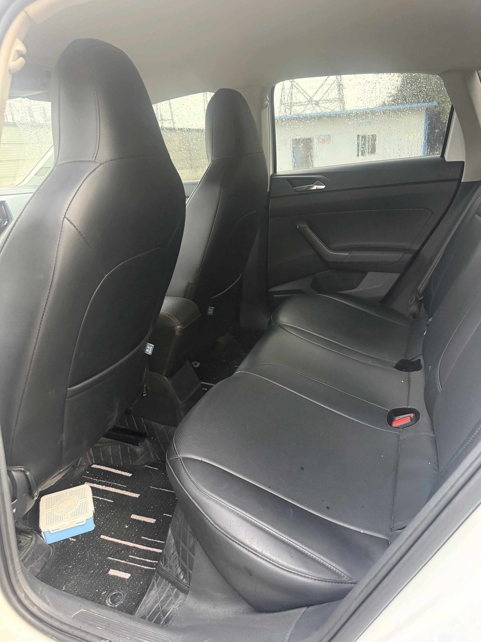 Volkswagen Polo 2023 immagine di auto #9