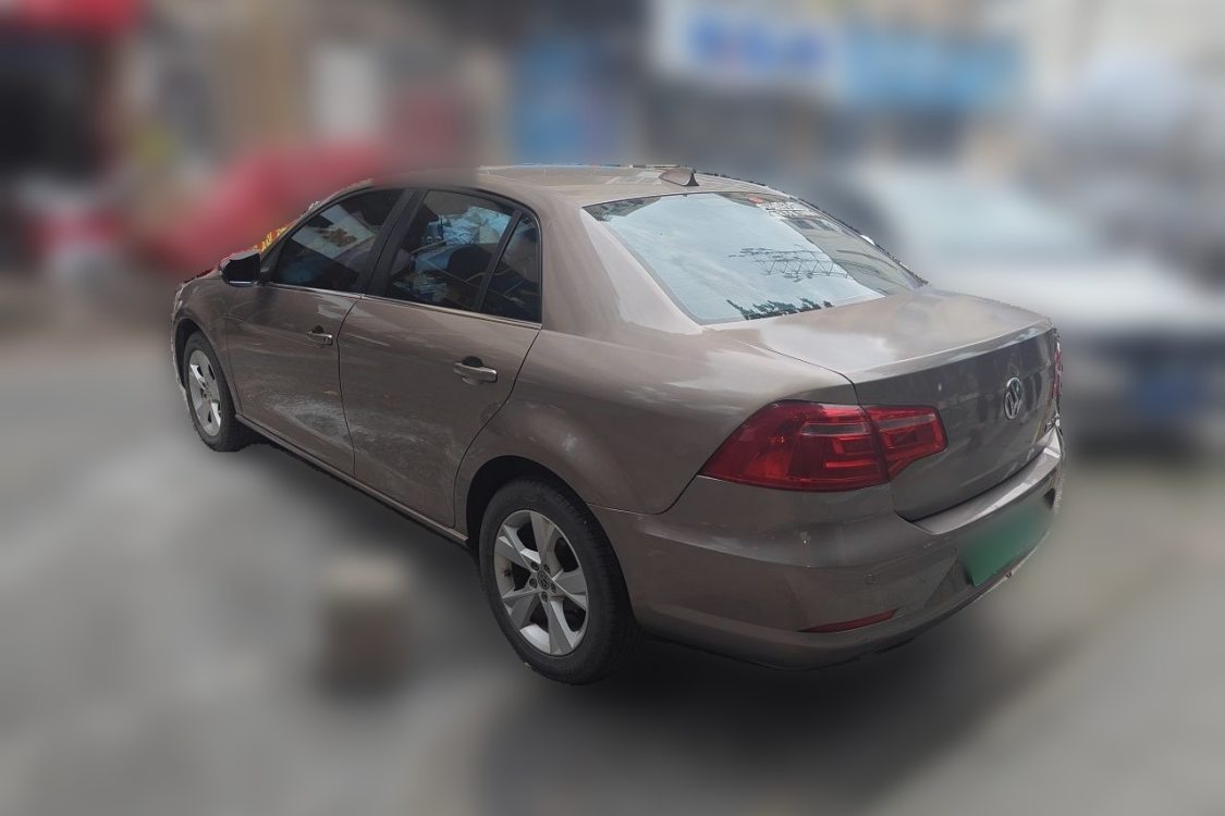 Volkswagen Bora 2013 car image #3