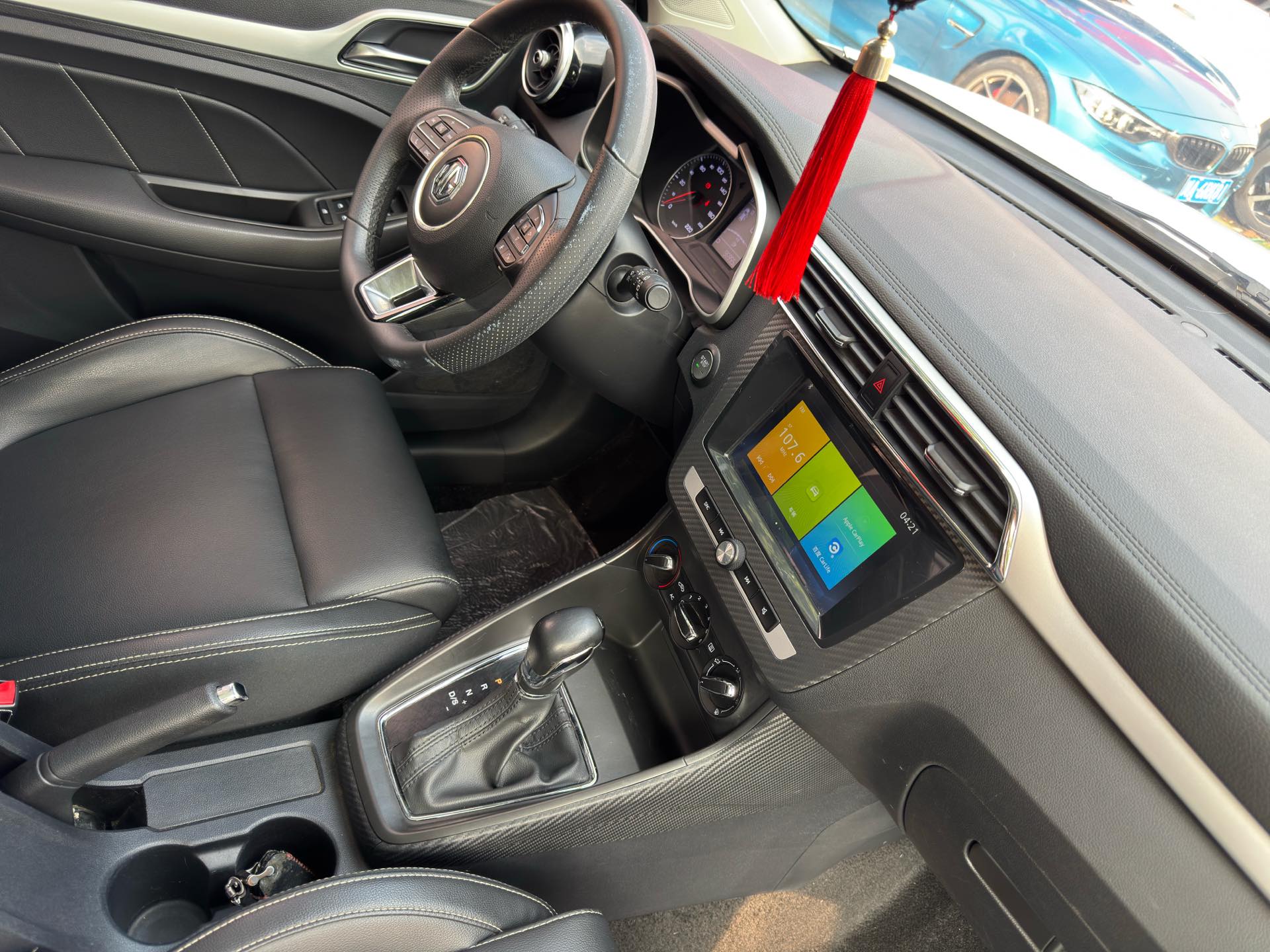 MG ZS 2018 image de voiture #23