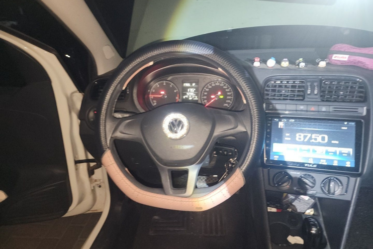 Volkswagen Polo 2018 #11 Volkswagen Polo 2018 car image #11
