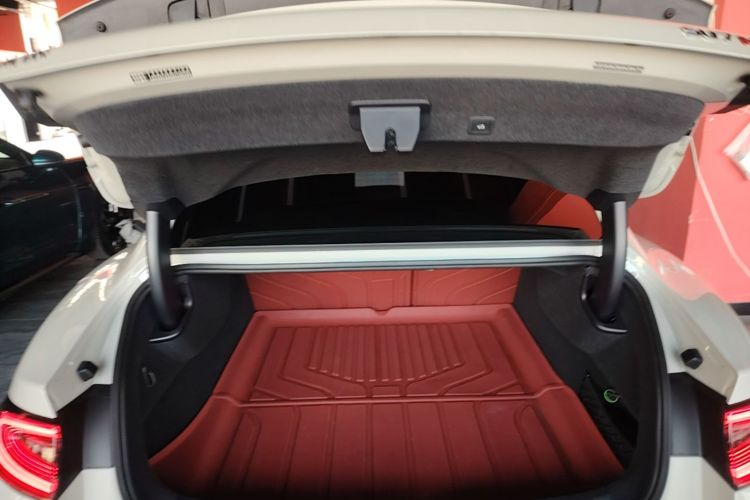 MI SU7 2024 imagen de coche #19