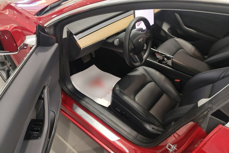 Tesla Model 3 2020 #16 Tesla Model 3 2020 car image #16