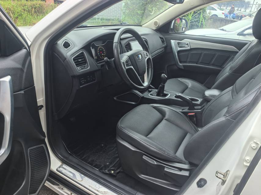 GEELY Vision X6 2017 car image #2