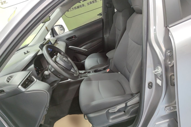 Toyota Corolla Cross 2024 #15 Toyota Corolla Cross 2024 car image #15