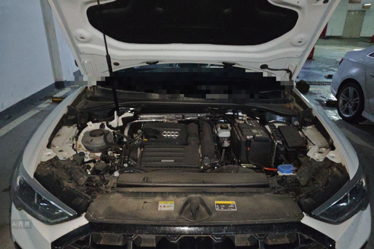 Audi Q3 2022 car image #22