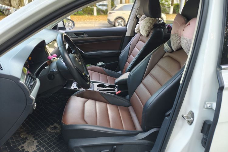 Volkswagen Lavida 2022 car image #15
