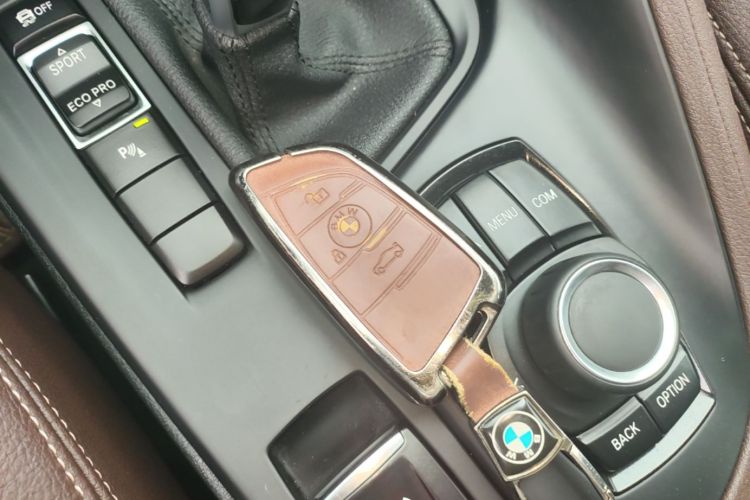 BMW X1 2020 car image #9