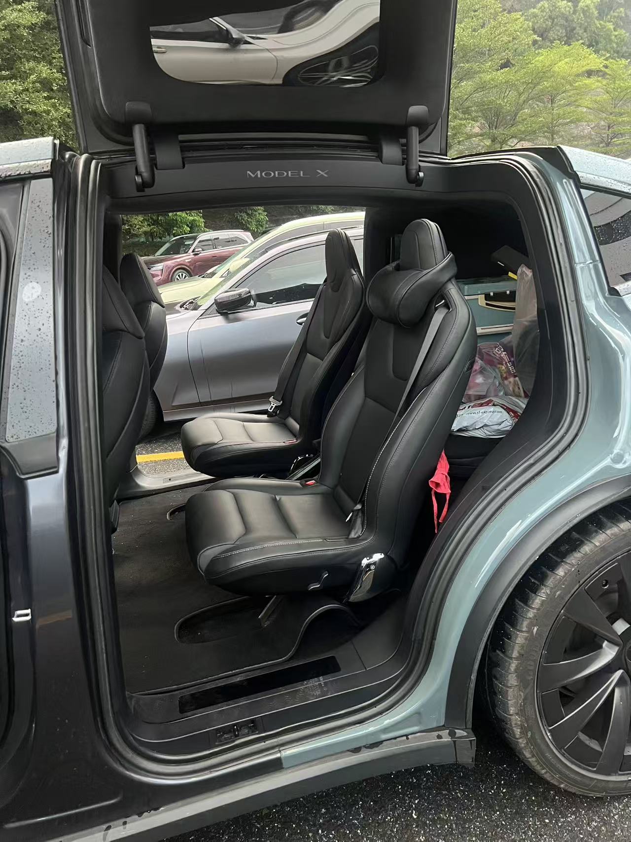 Tesla Model X 2023 car image #3