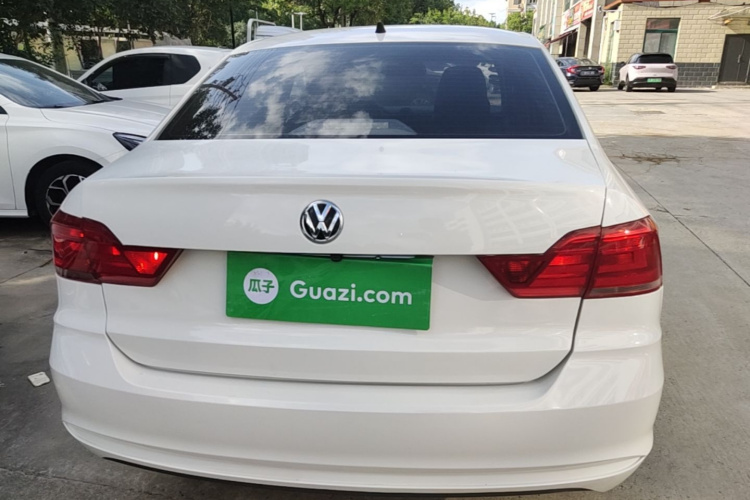 Volkswagen Santana 2018 car image #6