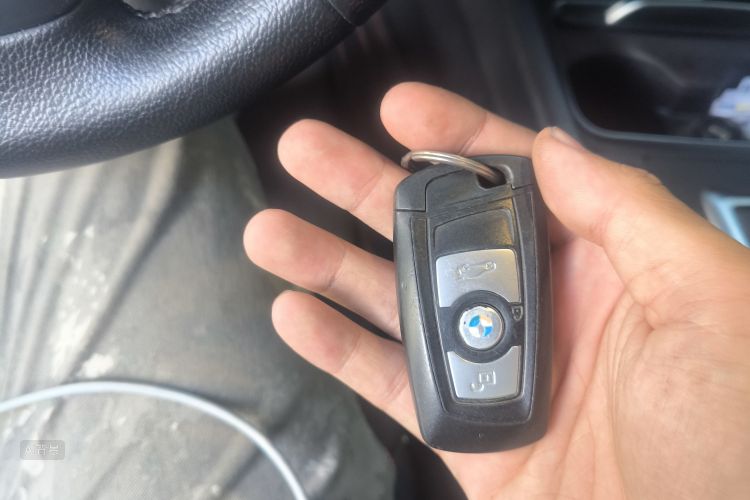 BMW 3 Series 2016 car image #10