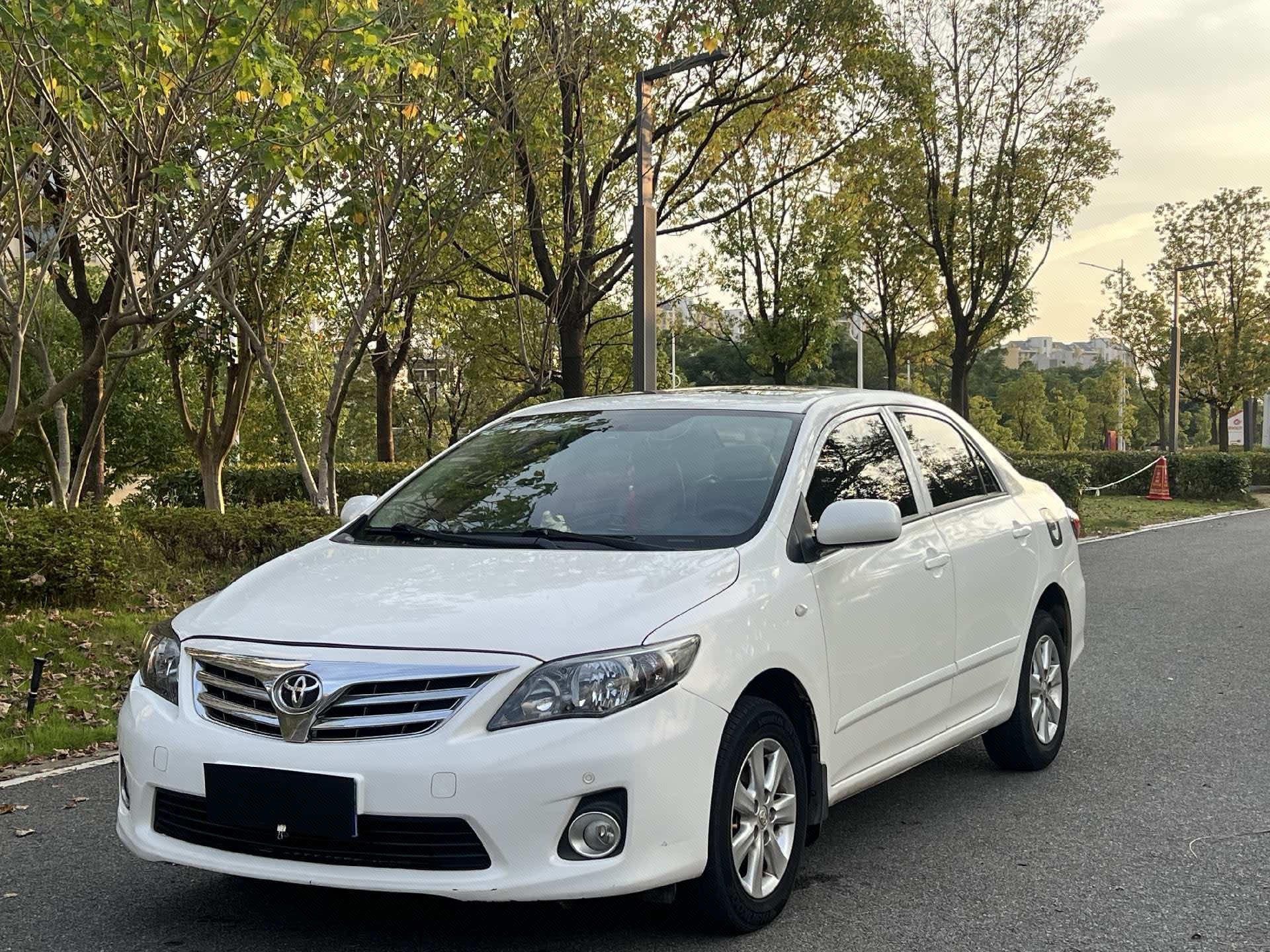 Toyota Corolla 2013 car image 