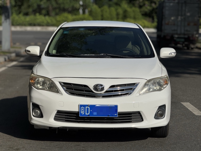 Toyota Corolla 2012 car image #2