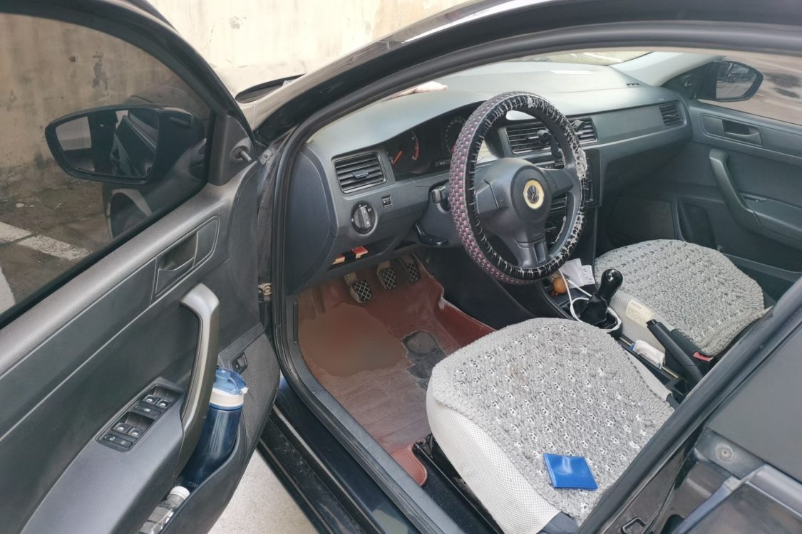 Volkswagen Santana 2016 car image #23