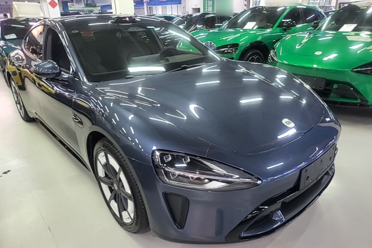MI SU7 2025 car image #4