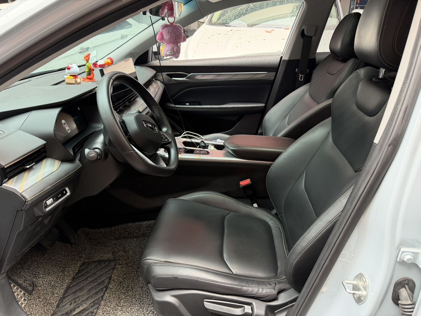 GEELY Emgrand L HiP 2023 car image #4