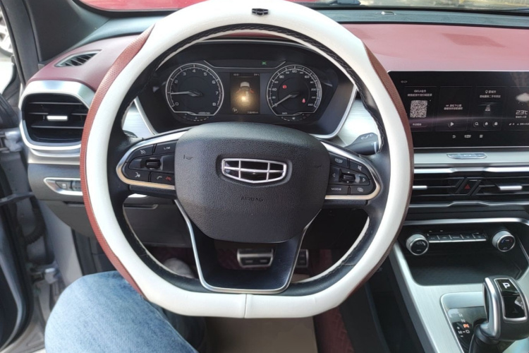 GEELY Coolray 2020 #11 GEELY Coolray 2020 car image #11