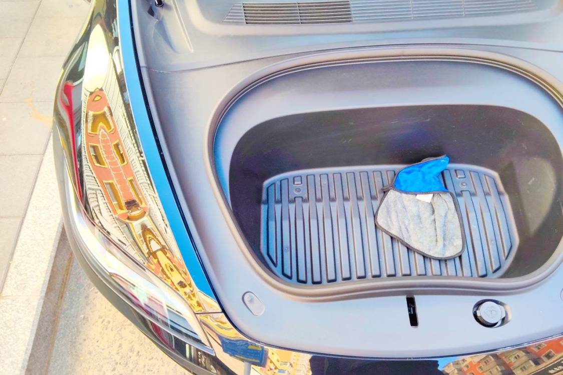 Tesla Model 3 2024 immagine di auto #11