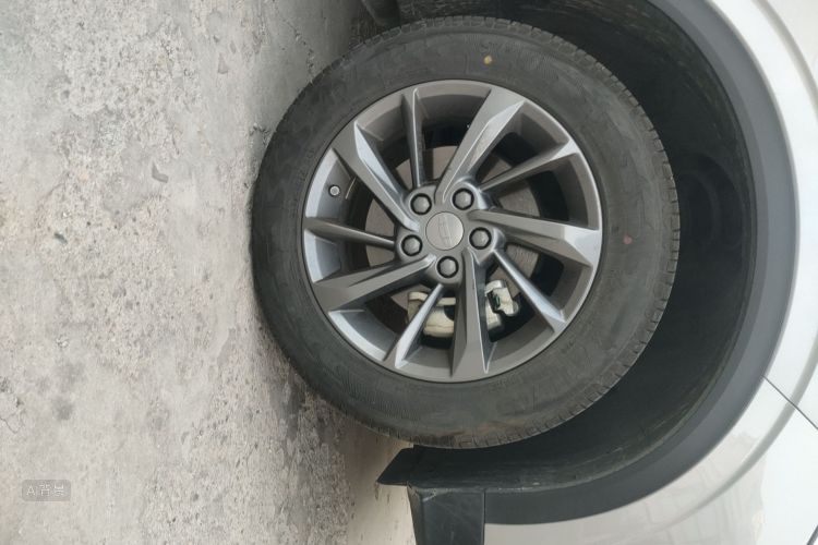 GEELY Coolray 2025 immagine di auto #9