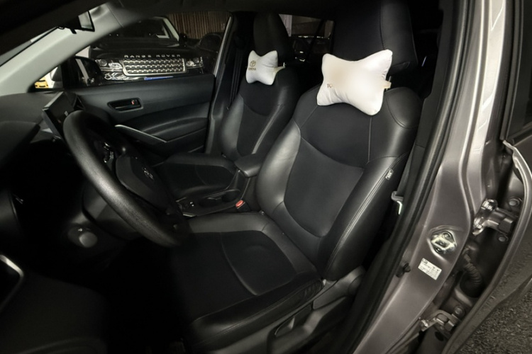 Toyota Corolla Cross 2024 immagine di auto #13