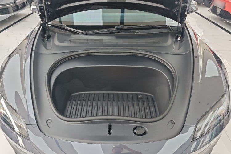 Tesla Model 3 2024 #20 Tesla Model 3 2024 car image #20