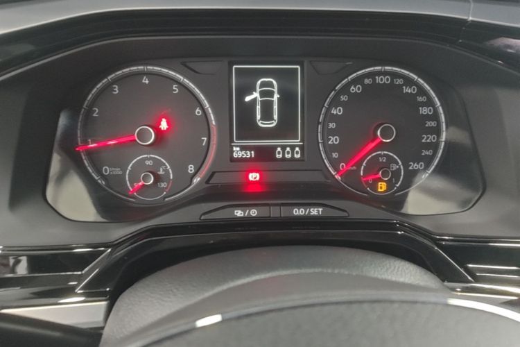 Volkswagen Polo 2020 car image #12