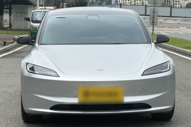 Tesla Model 3 2024 #6 Tesla Model 3 2024 car image #6