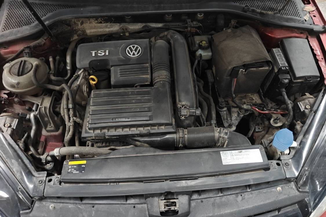 Volkswagen Golf 2015 car image #10