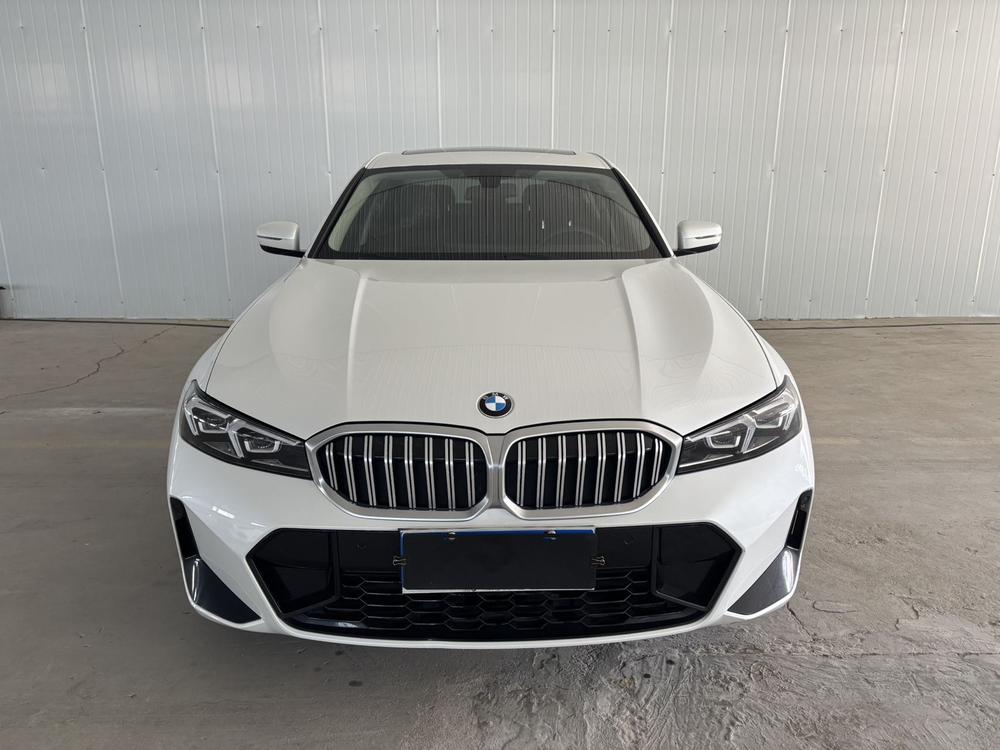 BMW 3 Series 2023 #2 BMW 3 Series 2023 immagine di auto #2