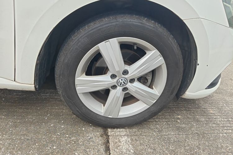 Volkswagen Lavida 2019 #9 Volkswagen Lavida 2019 car image #9