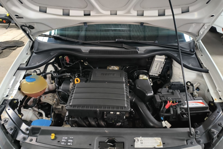 Volkswagen Polo 2016 #22 Volkswagen Polo 2016 car image #22