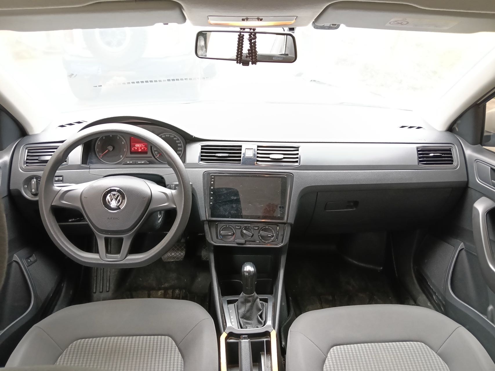 Volkswagen Santana 2022 car image #6