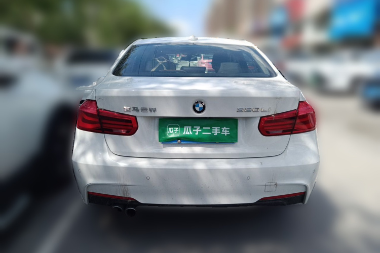 BMW 3 Series 2018 car image #4