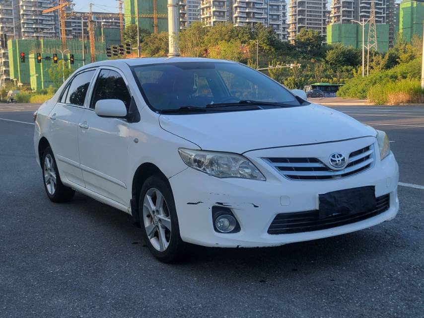 Toyota Corolla 2013 Toyota Corolla 2013 car image