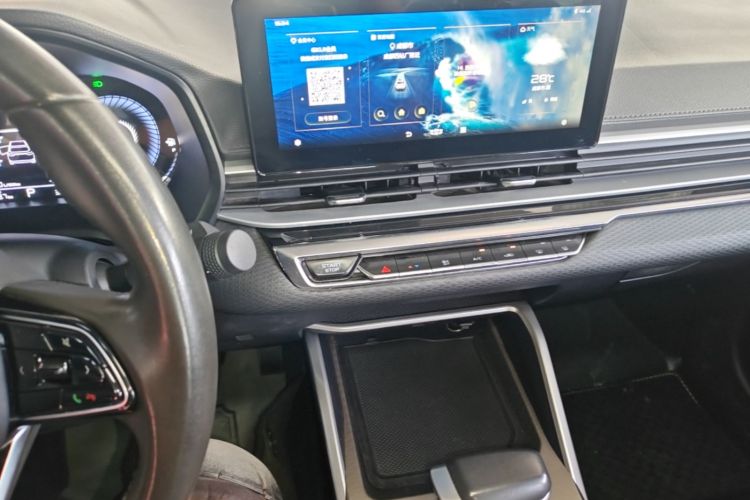 GEELY Emgrand 2023 #17 GEELY Emgrand 2023 car image #17