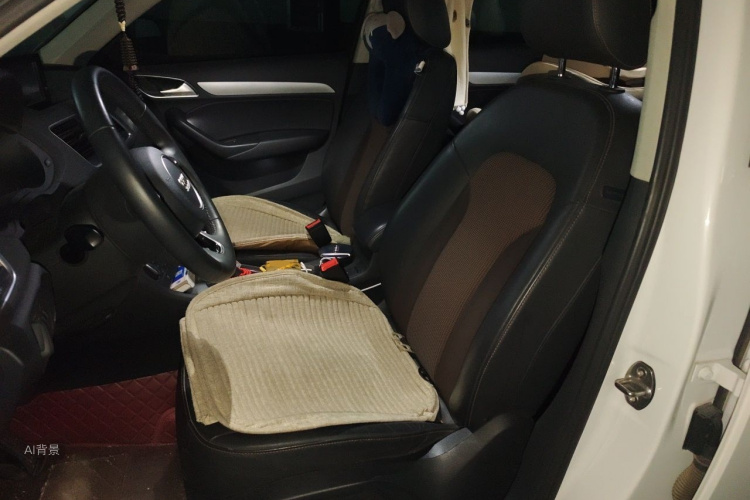 Audi Q3 2018 immagine di auto #18