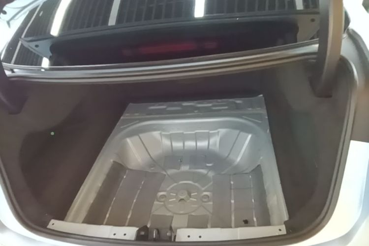 BYD Han 2023 car image #19