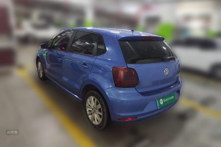 Volkswagen Polo 2015 car image #5