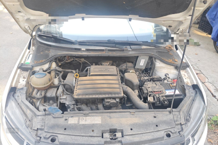Volkswagen Santana 2017 imagen de coche #22