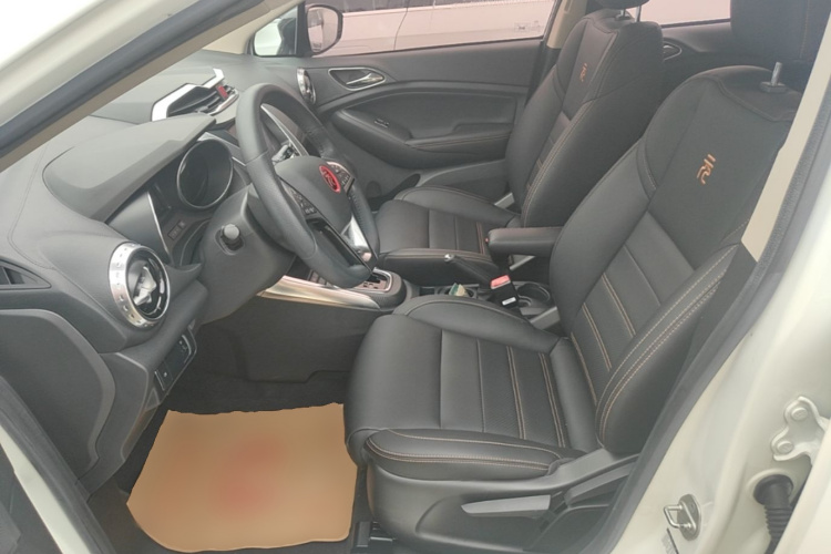 BYD Yuan 2018 #19 BYD Yuan 2018 car image #19