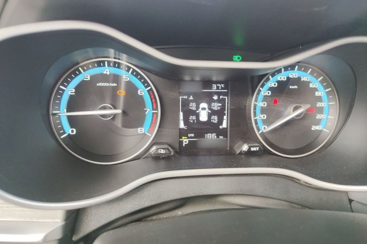 GEELY Emgrand 2021 car image #16