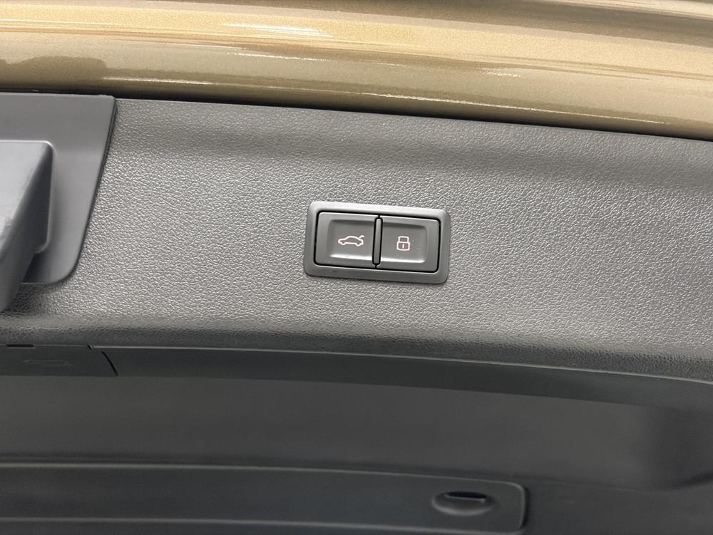 Audi Q3 2016 #15 Audi Q3 2016 car image #15