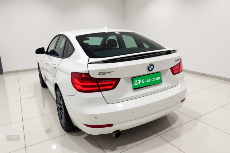 BMW 3 Series GT 2016 #5 BMW 3 Series GT 2016 car image #5