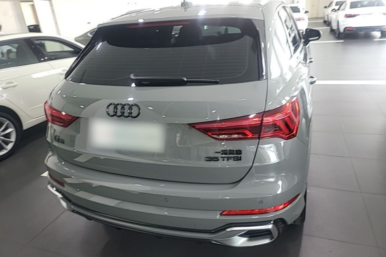 Audi Q3 2024 #6 Audi Q3 2024 car image #6